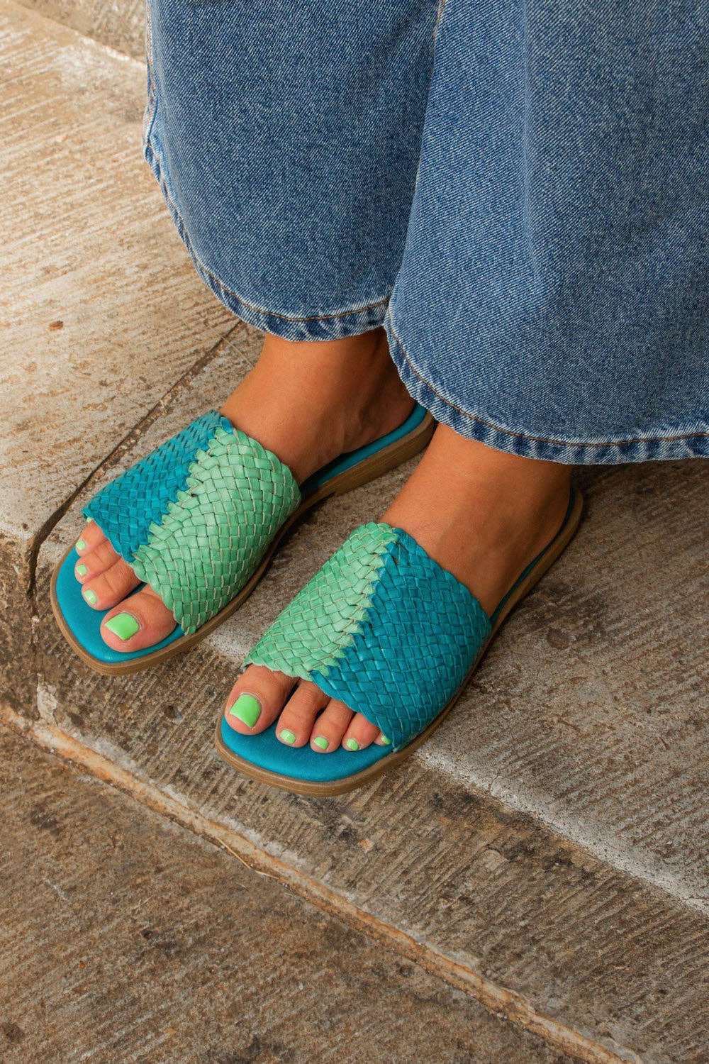 Chapala Menta Sandals