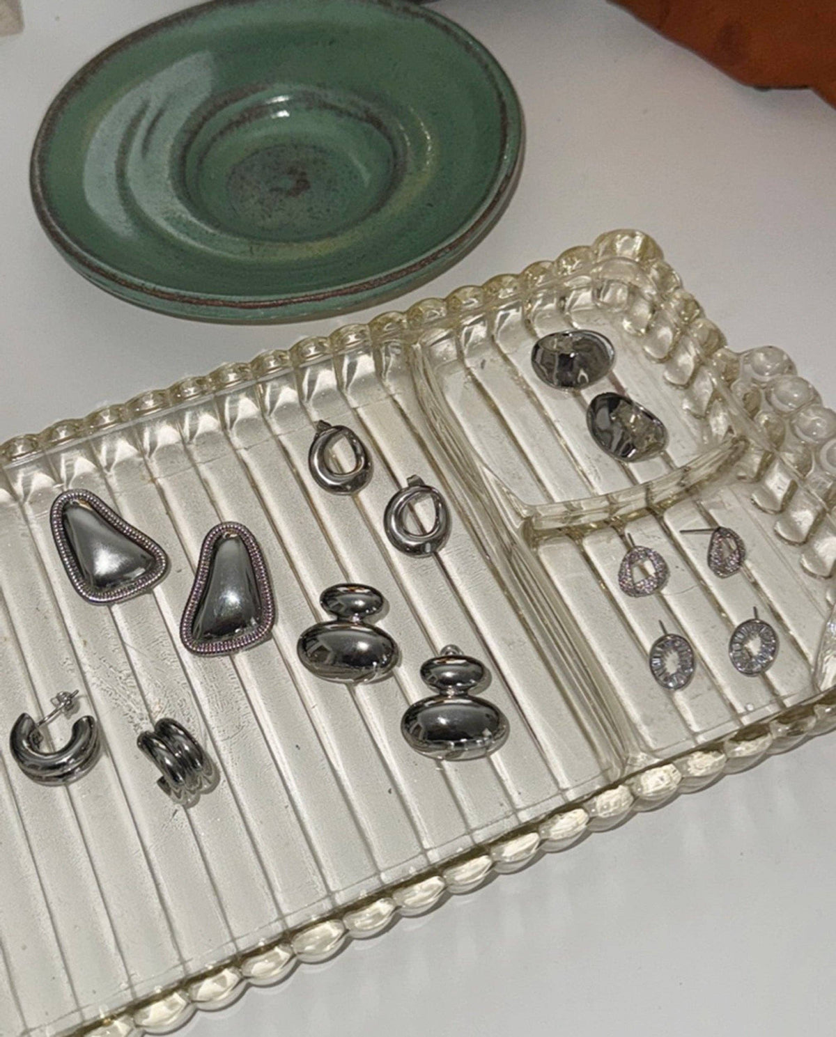 BO Sculptural Studs