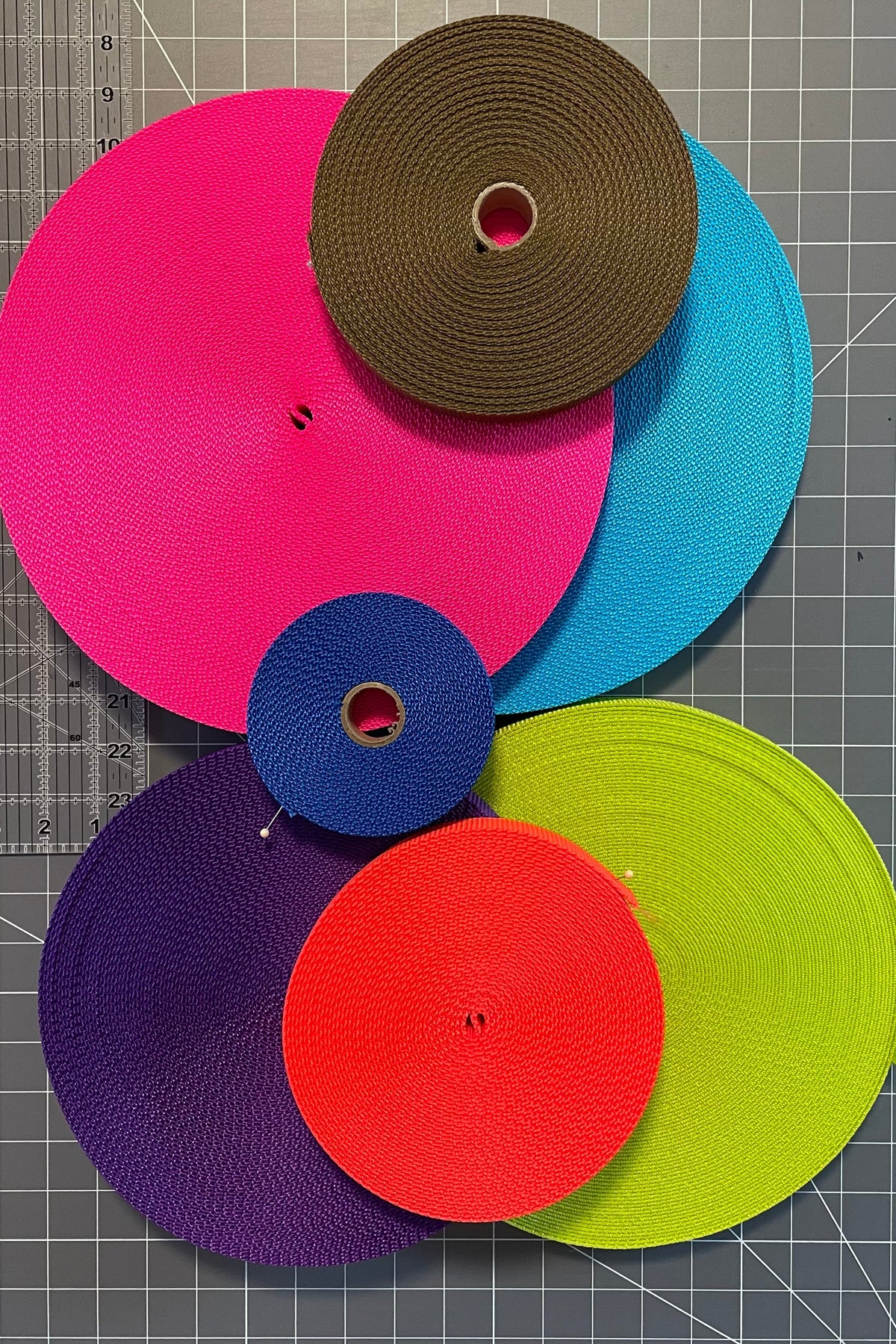 Back stripe color options: dark khaki, hot pink, turquoise, royal blue, purple, hot orange, and neon yellow green.