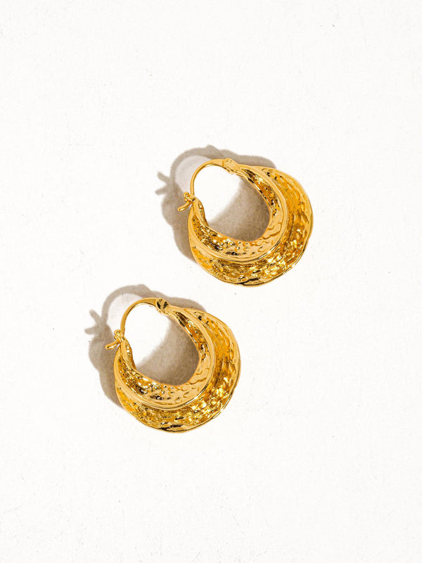 Winfred Swirl Hoop Earring