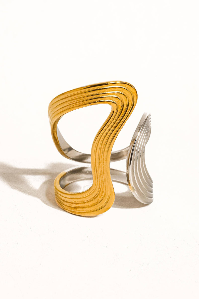Wavy Abstract Ring