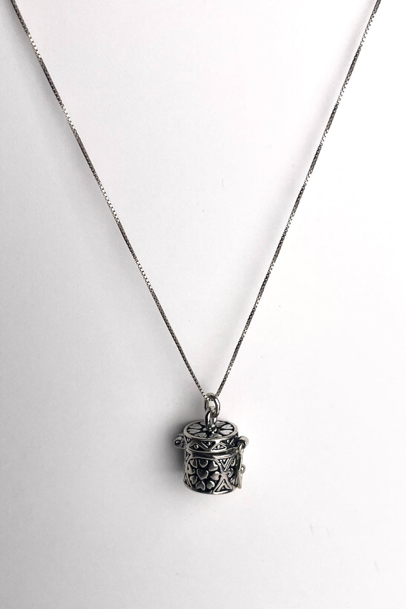 Sterling Silver Treasure Chest Necklace – The Sable Collective