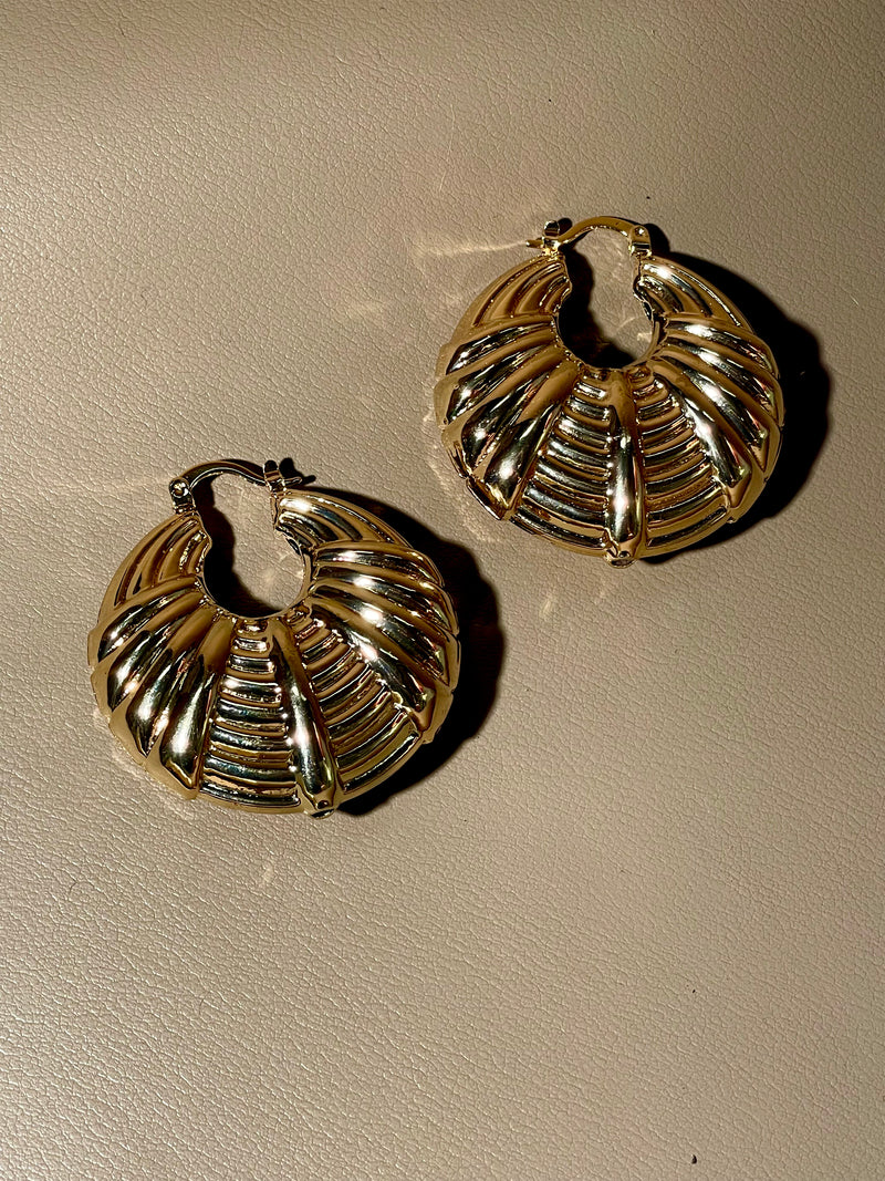 Elise Hoops