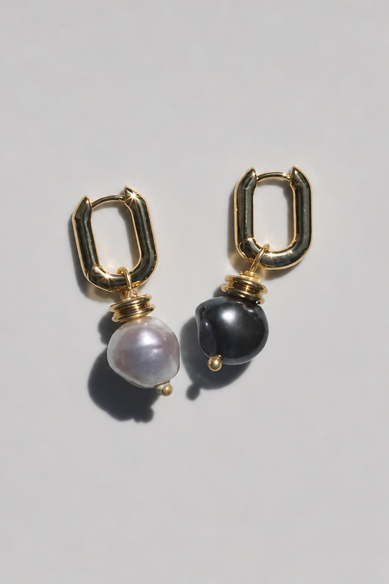 Lola Hoops
