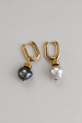 Lola Hoops